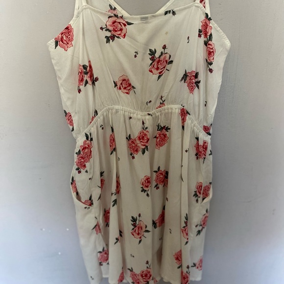 H&M - Picture 2 of 3